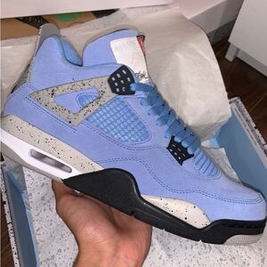 Brand New Size 11 Jordan 4 Retro “University Blue”